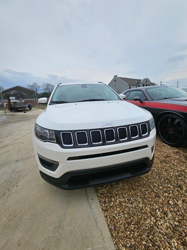 2020 Jeep Compass Sport's photo