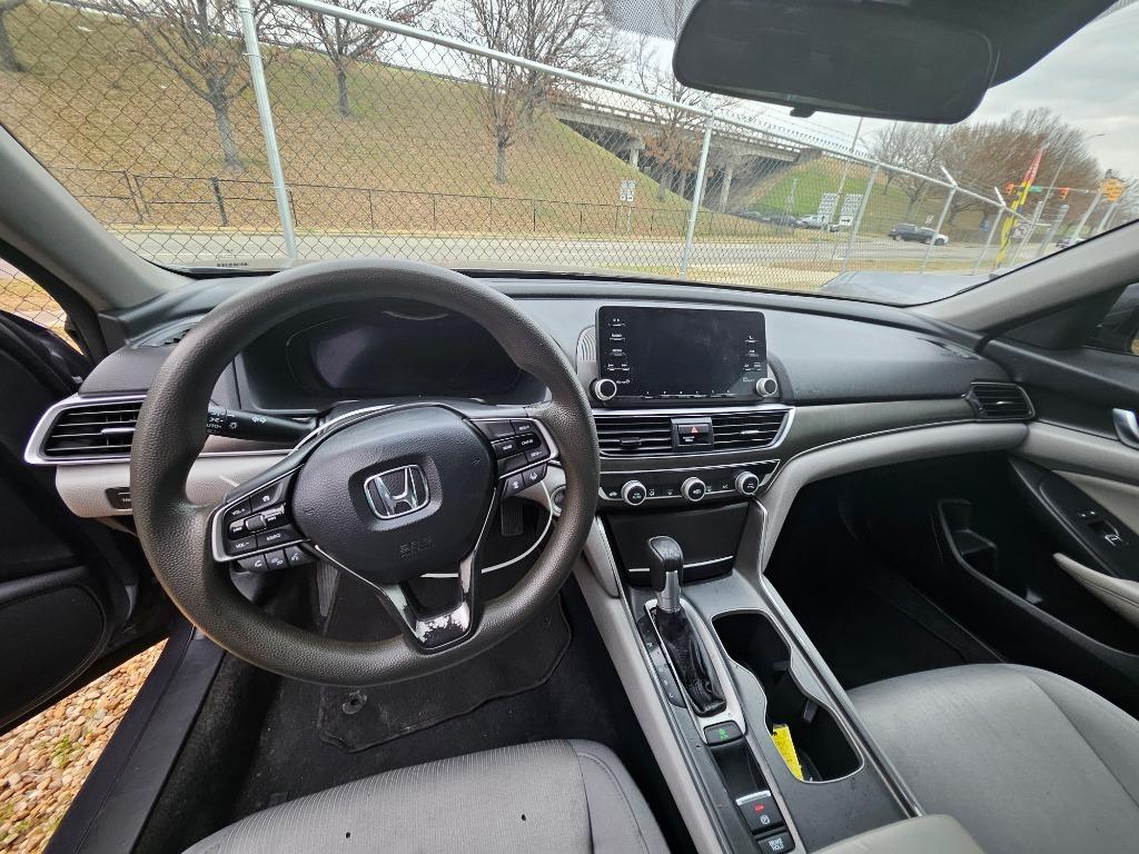 2020 Honda Accord LX - Photo 7