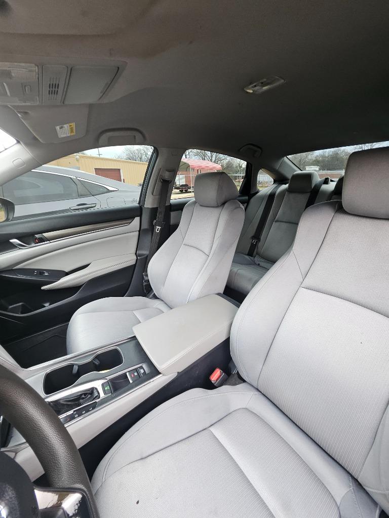 2020 Honda Accord LX - Photo 9